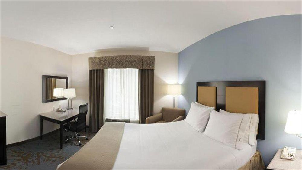 Comfort Inn & Suites Plainville-Foxboro Exterior foto