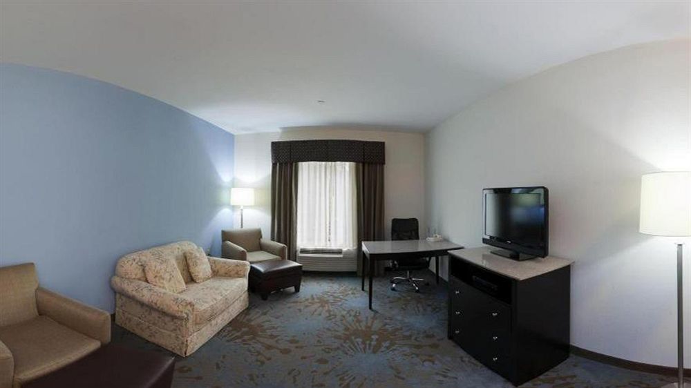 Comfort Inn & Suites Plainville-Foxboro Exterior foto
